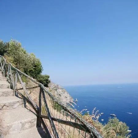 Sleeps 4 Pool Air Con Wifi * Positano